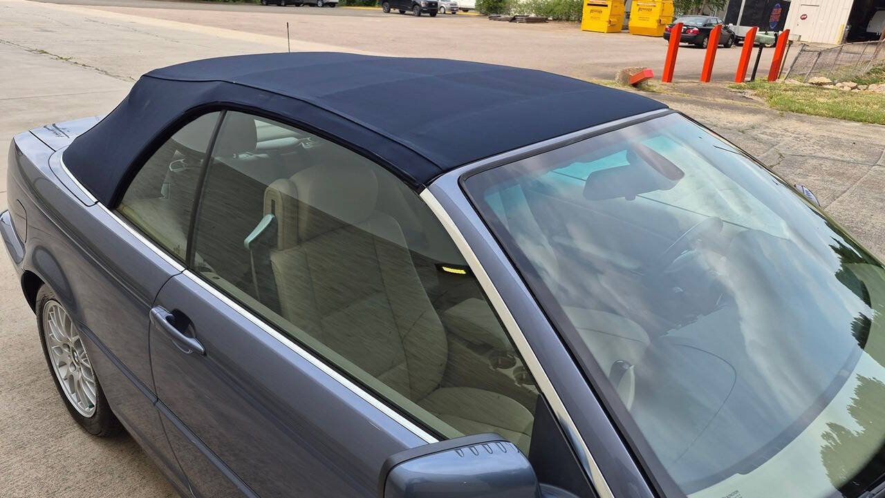 Used 2005 BMW 325Ci Convertible RWD image 18