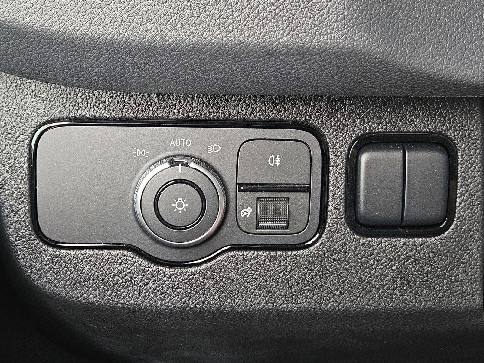 Used 2023 Mercedes-Benz Sprinter 3500 image 28