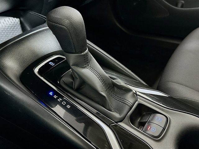 Used 2021 Toyota Corolla LE w/ Carpet Mat Package (TMS) FWD image 17