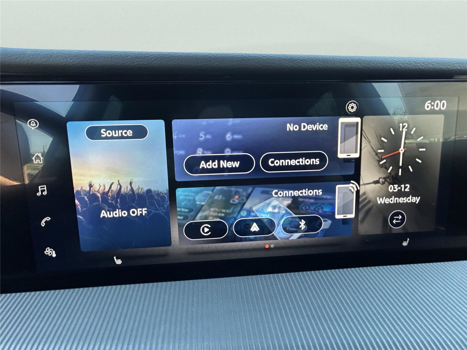 New 2025 Nissan Murano SV image 17