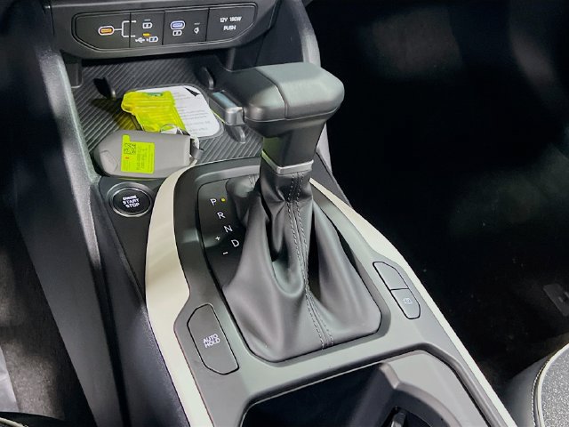 New 2025 Kia K4 EX w/ GT-Line Sunroof Package FWD image 17