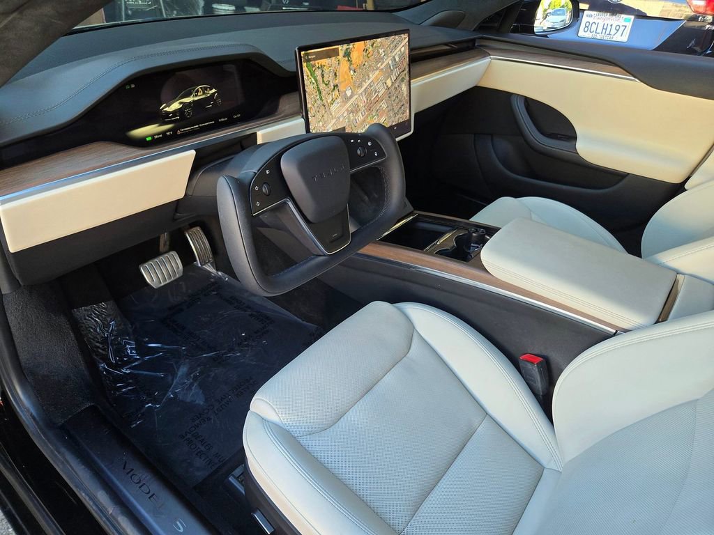 Used 2022 Tesla Model S image 9