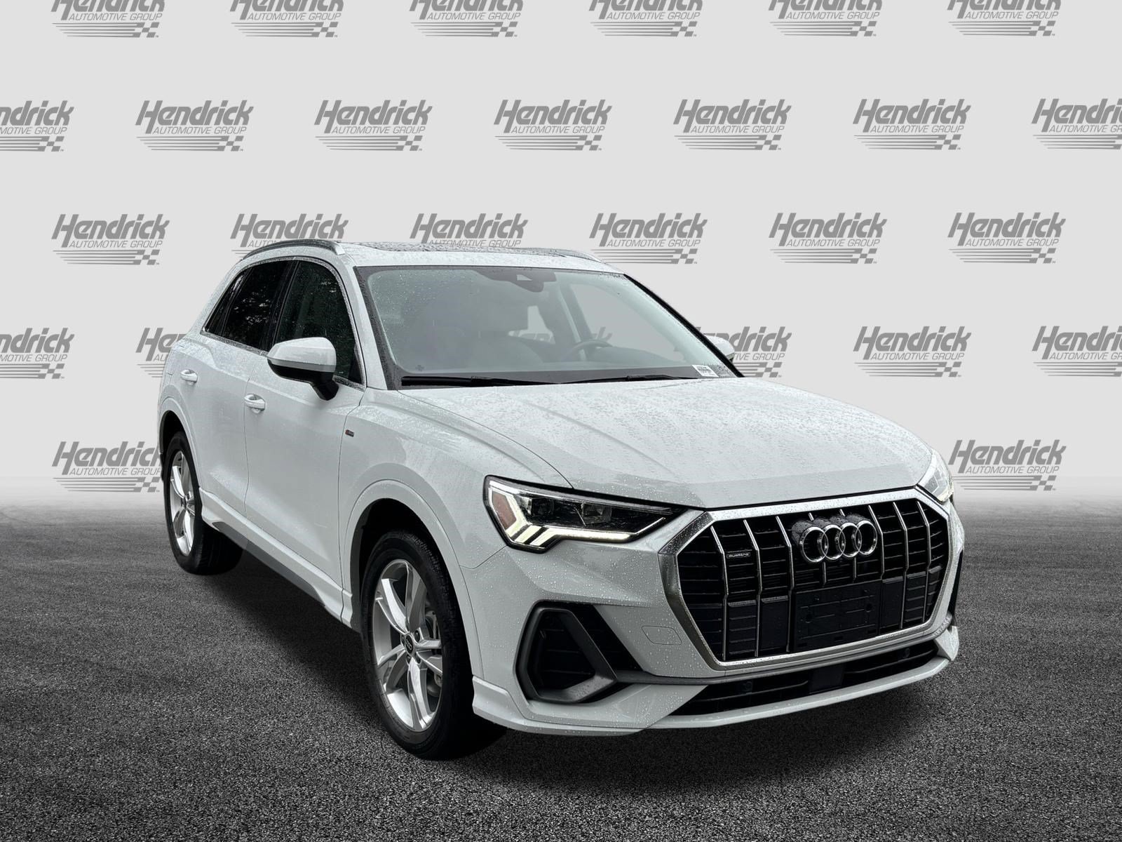Certified 2023 Audi Q3 2.0T Premium Plus w/ Premium Plus Package AWD/4WD image 2