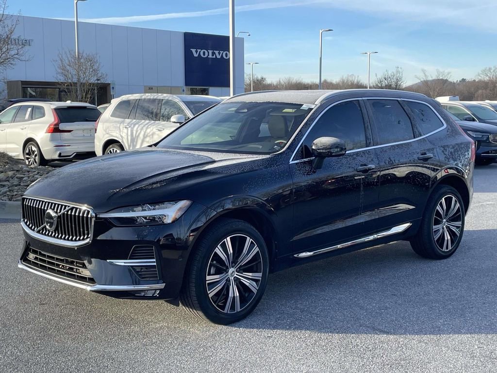 Used 2023 Volvo XC60 B5 Plus w/ Climate Package image 24