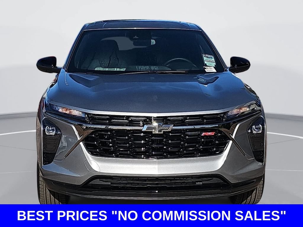 New 2026 Chevrolet Trax RS w/ Sunroof Package FWD image 8