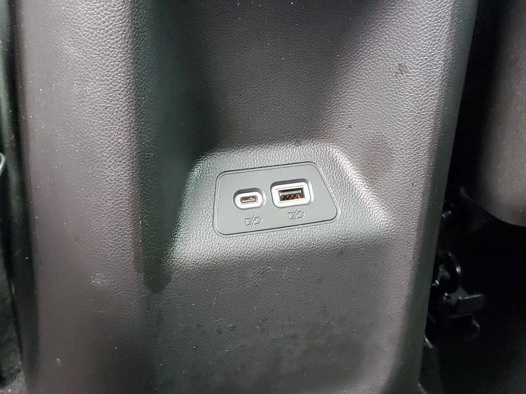 Used 2022 Buick Envision Preferred FWD image 14