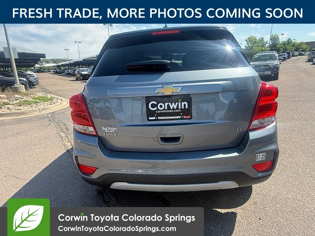 Used 2019 Chevrolet Trax LT w/ LT Convenience Package FWD image 7