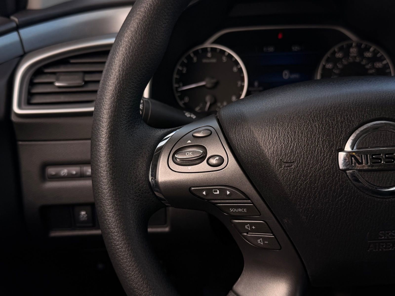 Used 2019 Nissan Murano S image 23