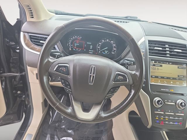 Used 2017 Lincoln MKC Reserve image 12