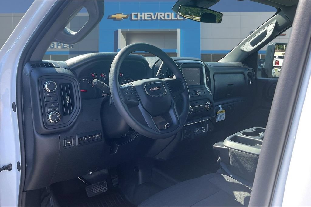 New 2026 GMC Sierra 3500 Pro w/ Convenience Package AWD/4WD image 7