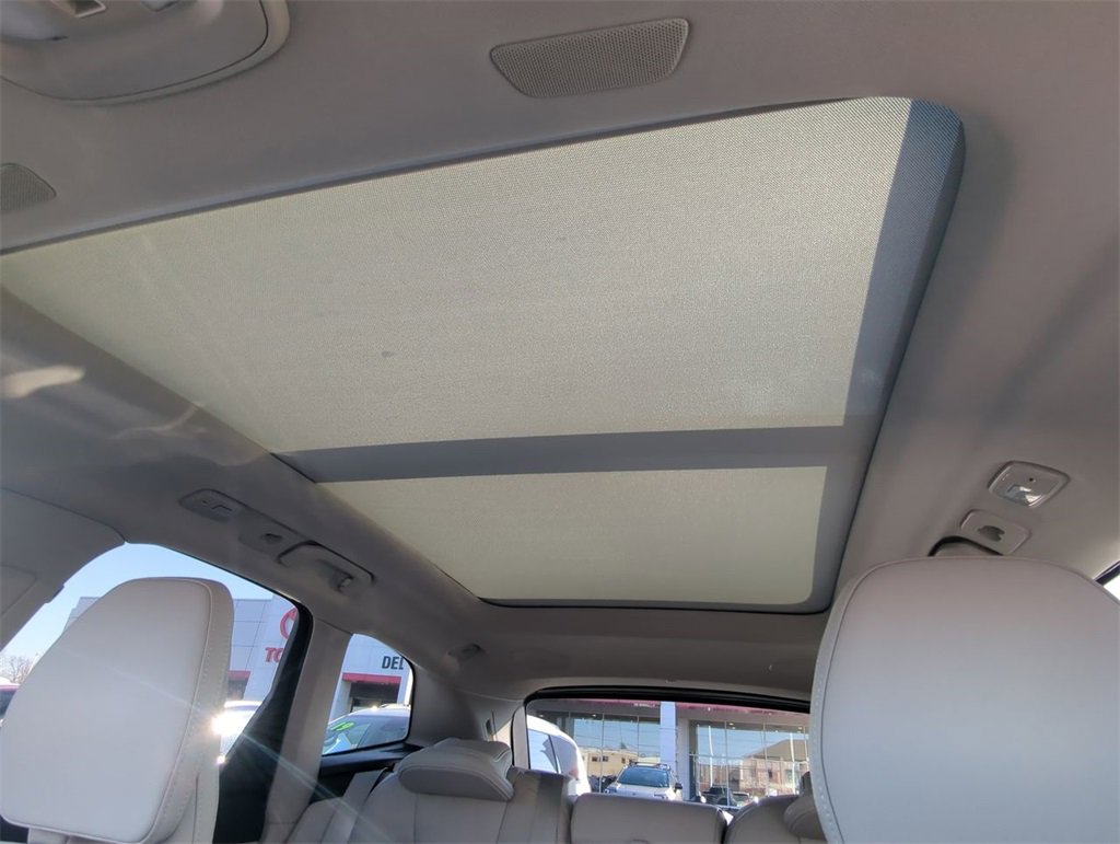 Used 2024 Volvo XC60 B5 Ultimate image 23