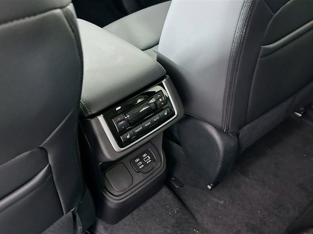 New 2025 Subaru Ascent Limited w/ Popular Package #2 image 33