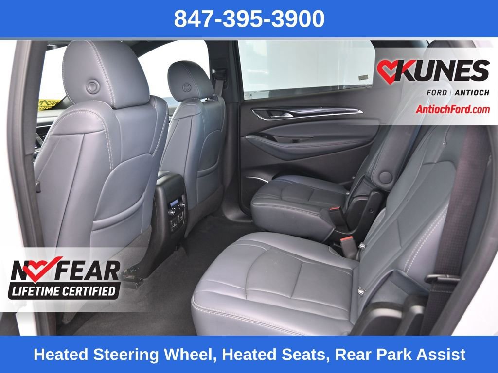 Used 2024 Buick Enclave Premium image 11