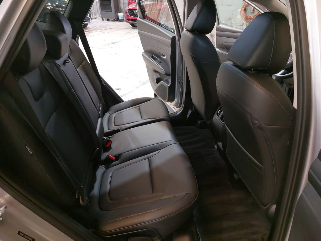 Certified 2025 Hyundai Tucson SEL image 11