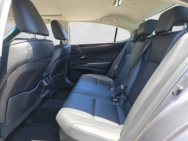 Used 2020 Lexus ES 300h w/ Premium Package FWD image 14