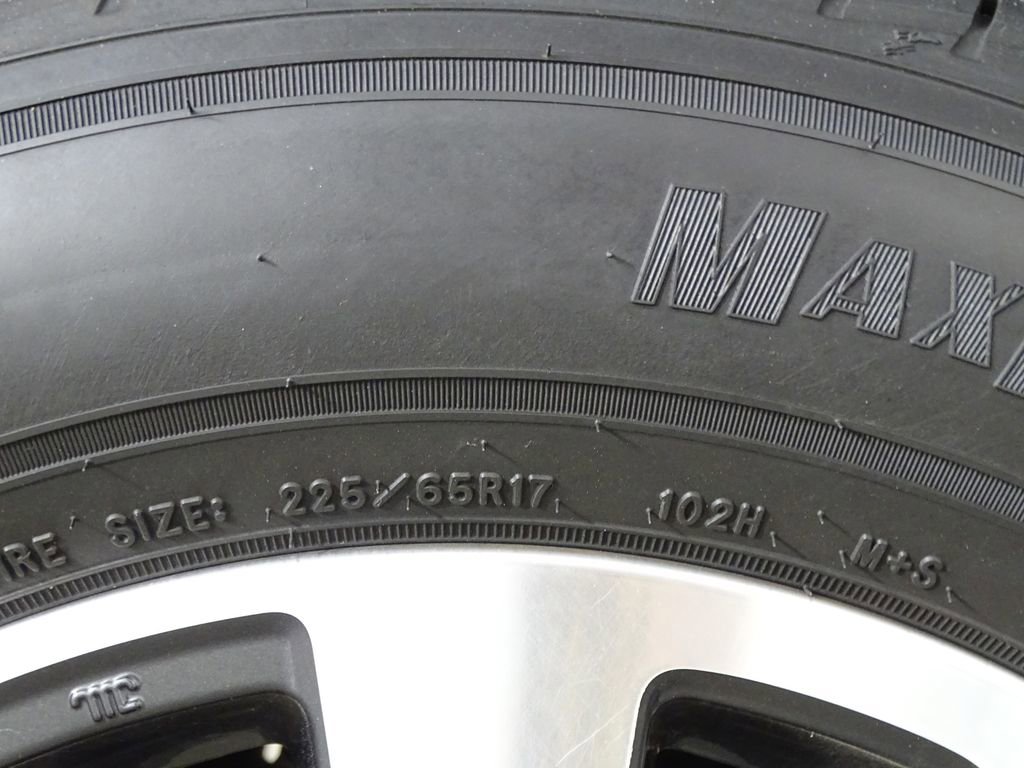 Used 2023 Subaru Outback Premium image 42