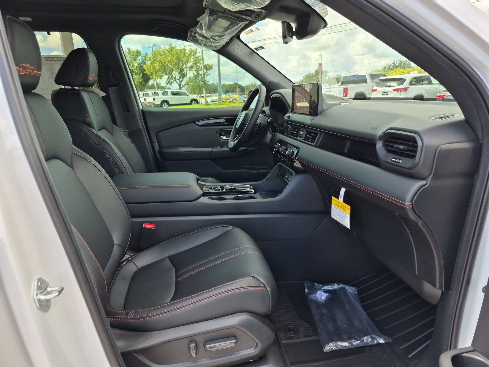 New 2026 Honda Pilot TrailSport image 19