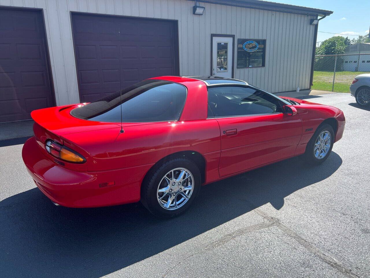 Used 2002 Chevrolet Camaro Z28 w/ Preferred Equipment Group 2 RWD image 12