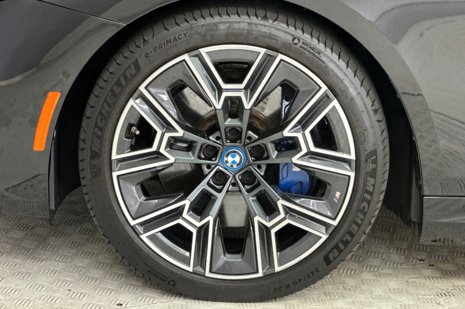 Certified 2024 BMW i5 eDrive40i w/ M Sport Package image 11