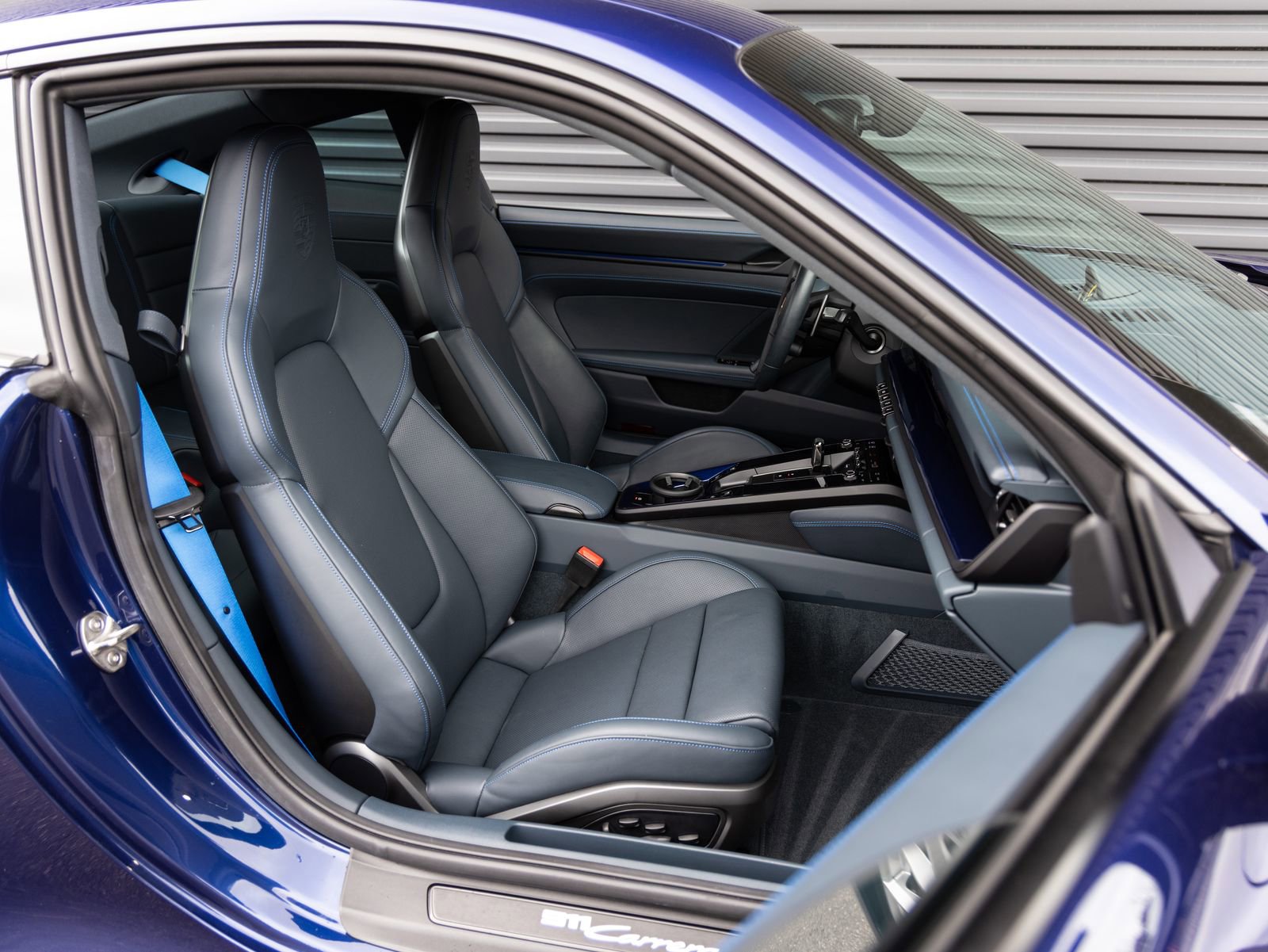 Certified 2024 Porsche 911 Carrera GTS image 30