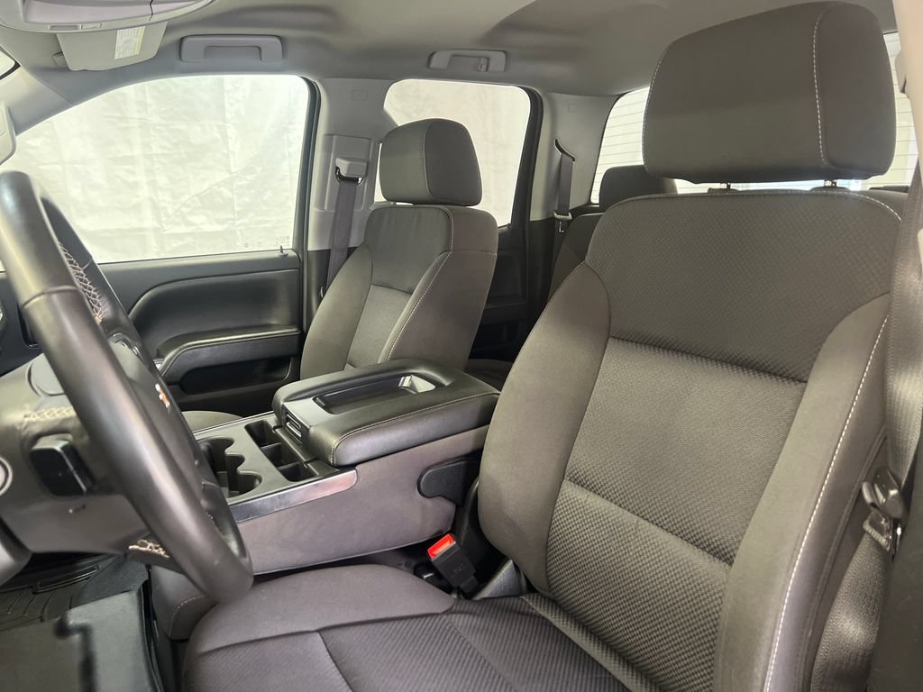 Used 2019 Chevrolet Silverado 1500 LT w/ All Star Edition AWD/4WD image 17