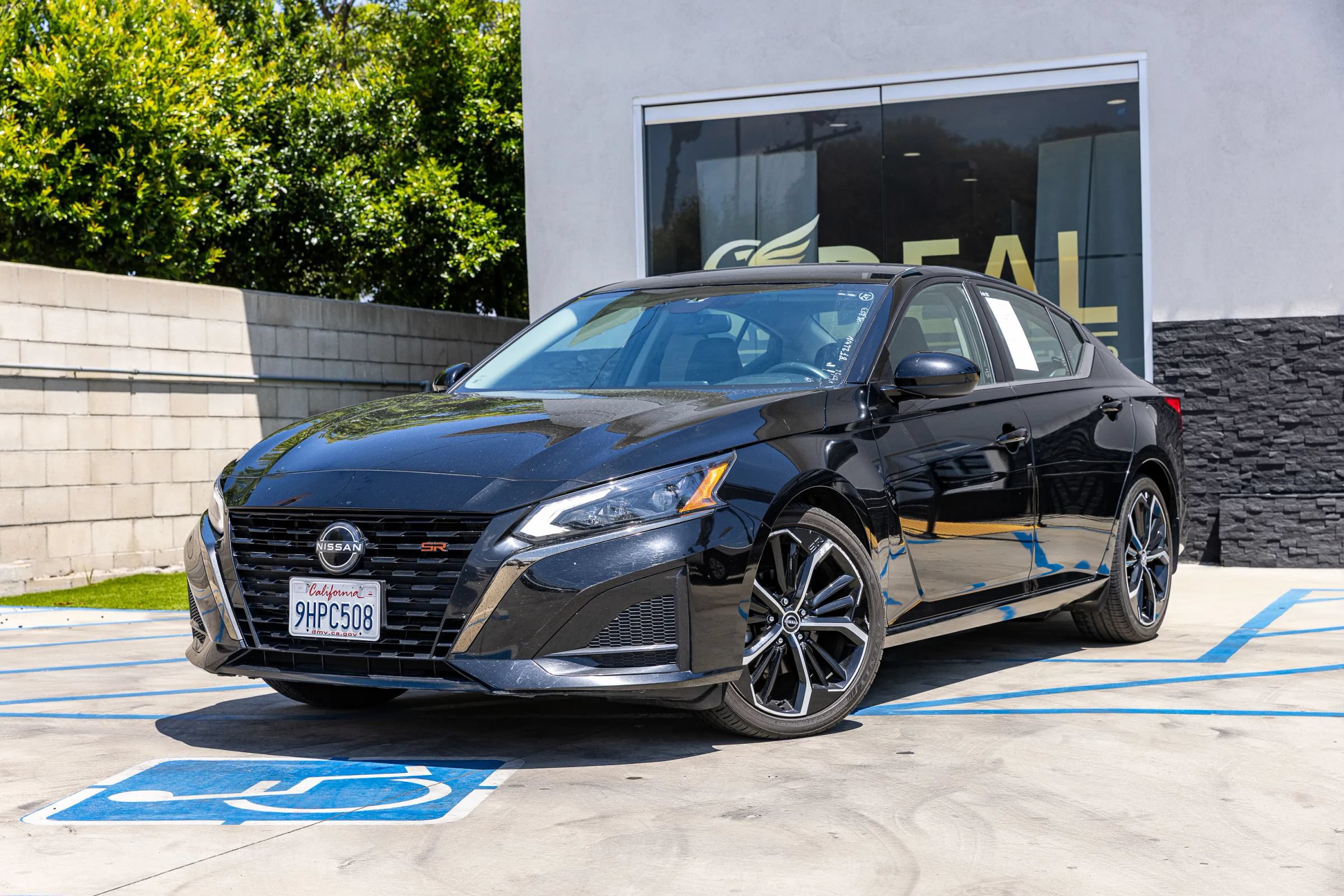 Used 2024 Nissan Altima 2.5 SR FWD image 5