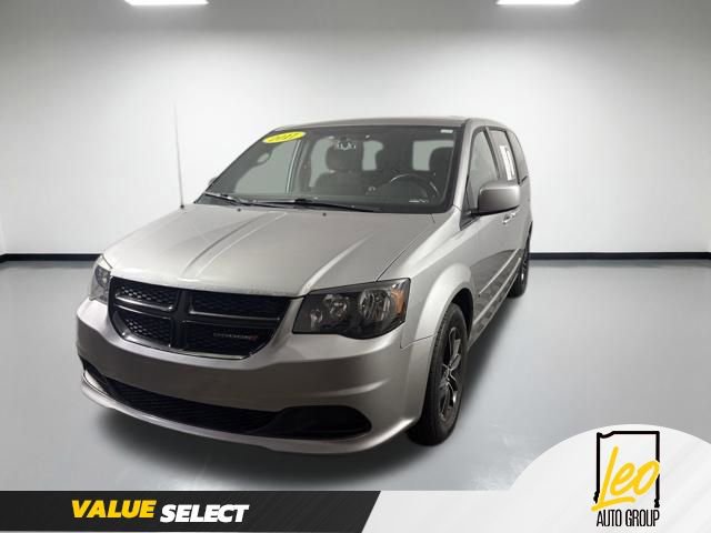 Used 2017 Dodge Grand Caravan SE image 1
