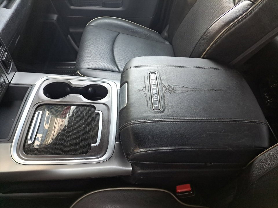Used 2017 RAM 3500 Limited AWD/4WD image 34