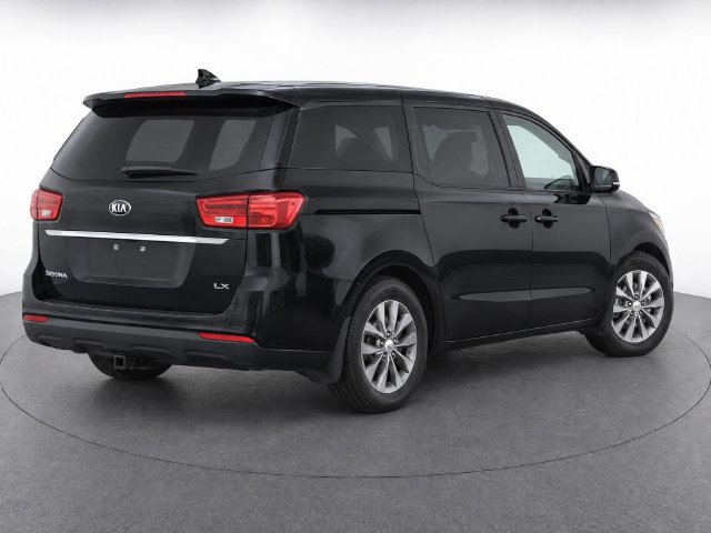 Used 2021 Kia Sedona LX FWD image 3