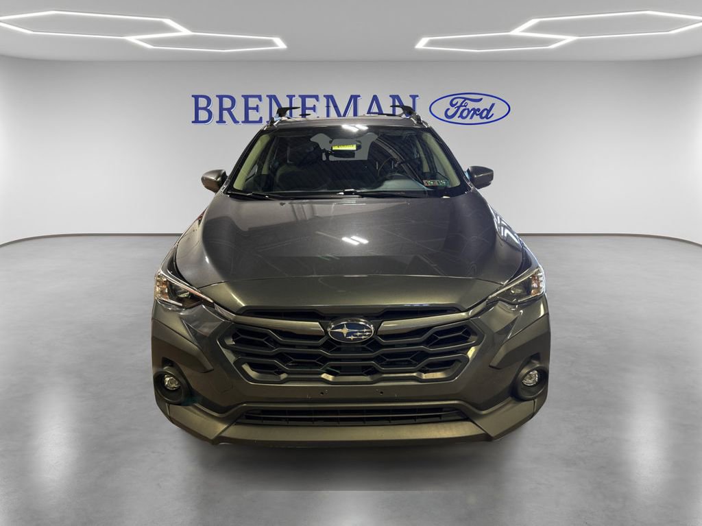 Used 2024 Subaru Crosstrek 2.0i Premium AWD/4WD image 2