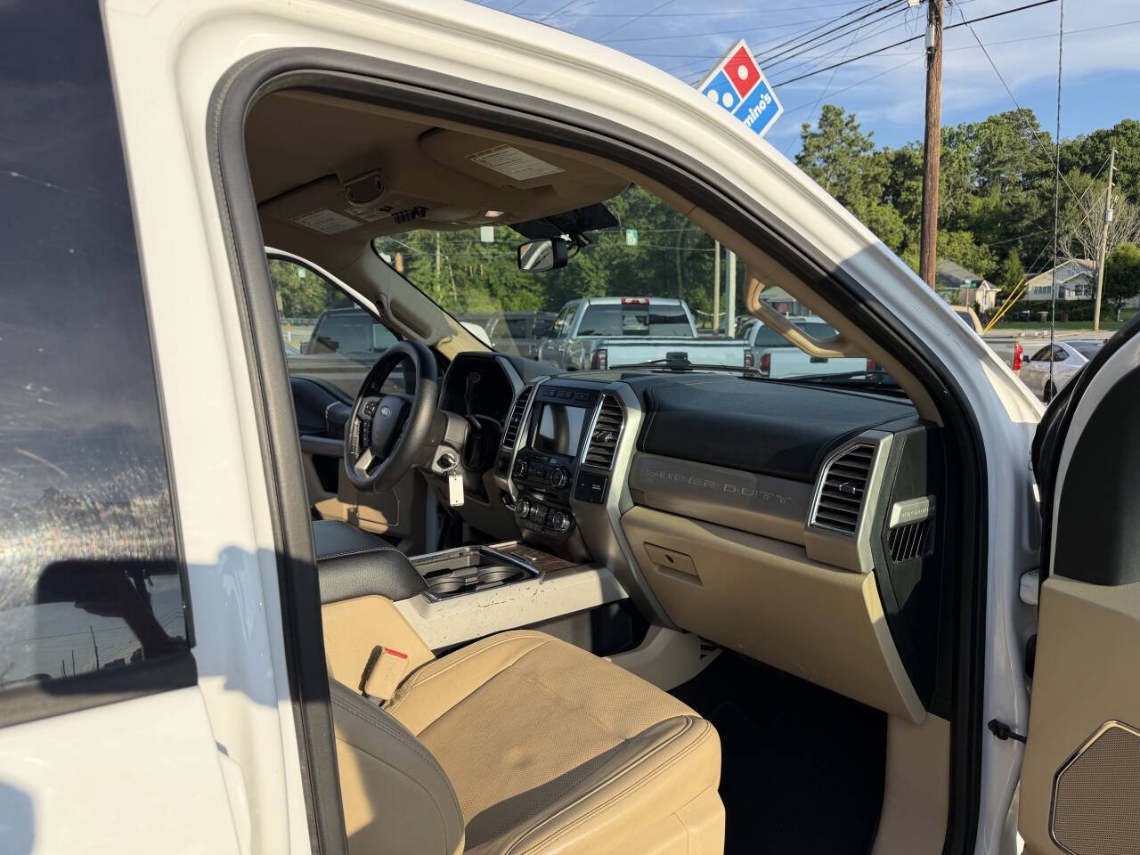 Used 2017 Ford F250 Lariat w/ Lariat Value Package AWD/4WD image 18
