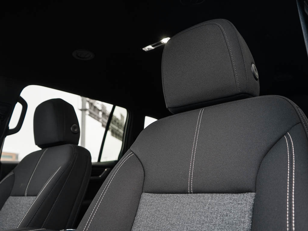 New 2026 GMC Acadia Elevation w/ Black Edition AWD/4WD image 21