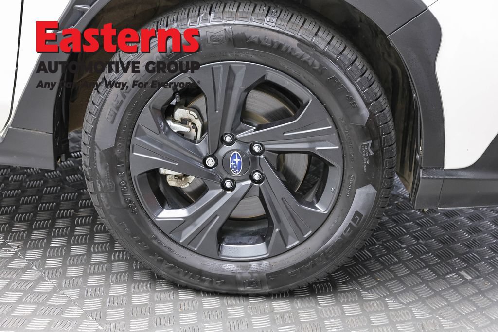 Used 2024 Subaru Crosstrek 2.0i AWD/4WD image 30