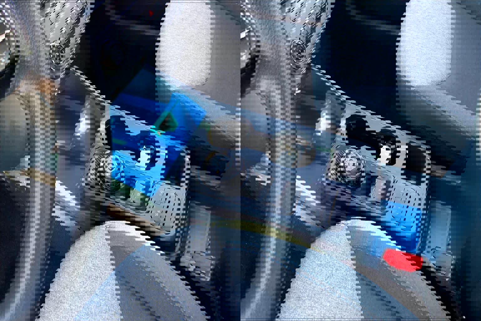 Used 2025 Ford Maverick XLT w/ Equipment Group 302A image 17