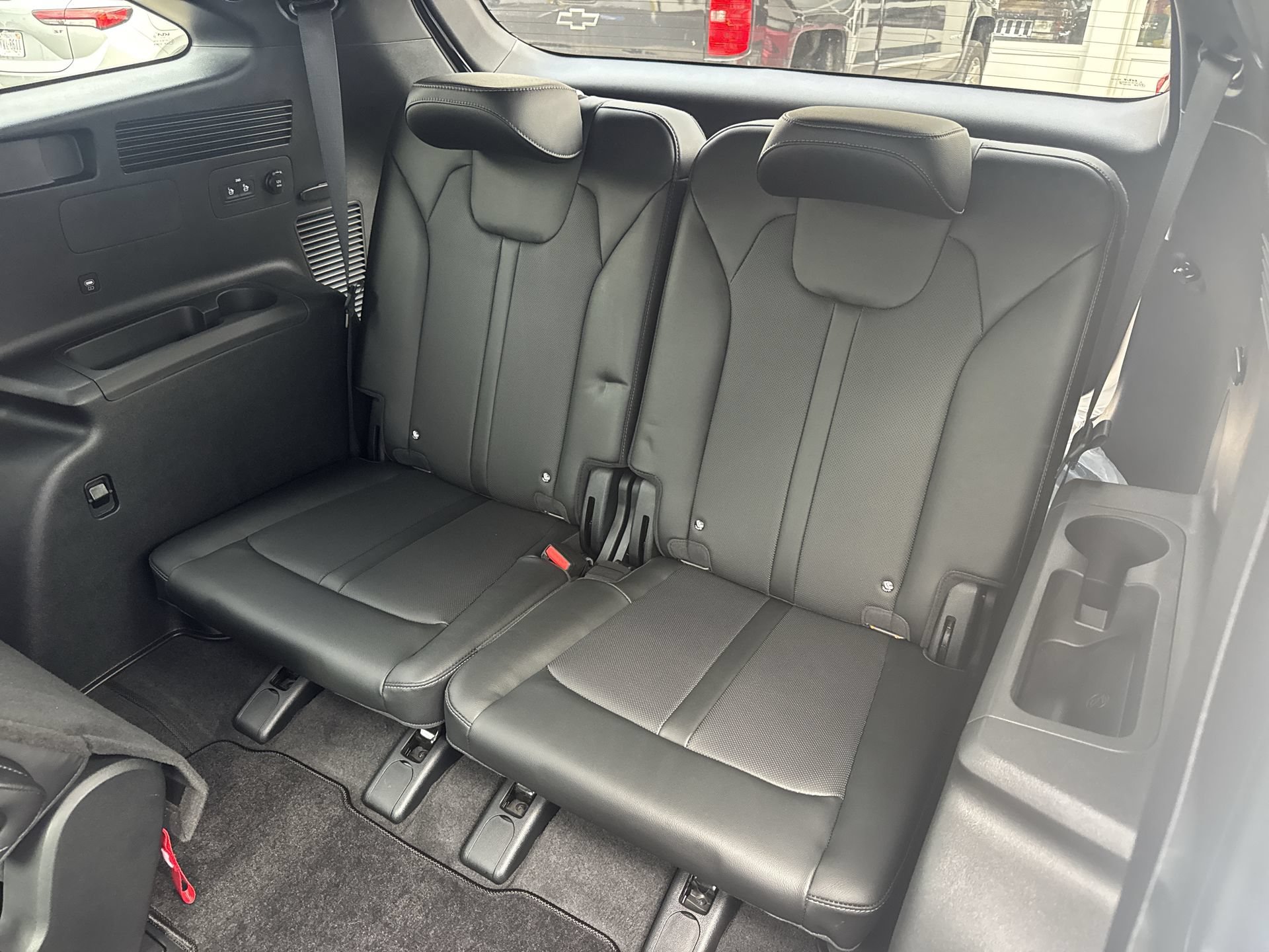 Used 2025 Kia Sorento SX Prestige AWD/4WD image 26