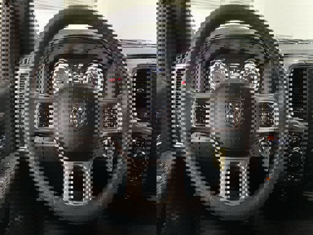 Used 2024 RAM 1500 Classic Warlock image 19