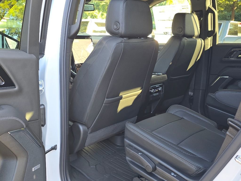 New 2026 GMC Yukon Denali image 5