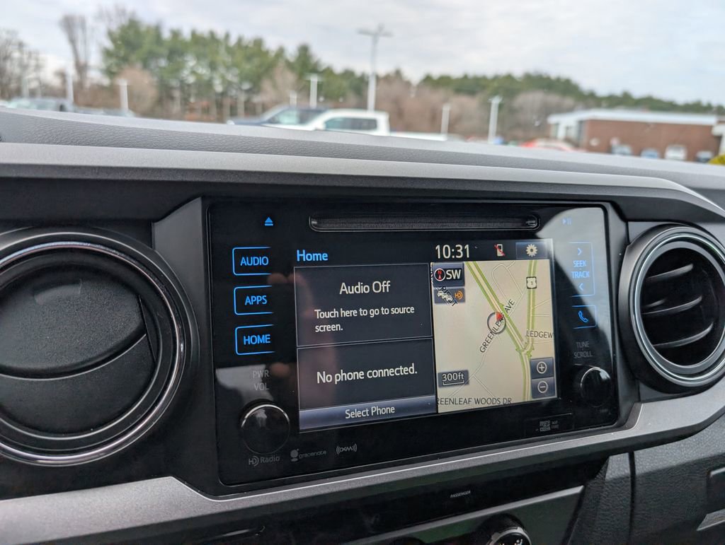 Used 2017 Toyota Tacoma TRD Sport image 21