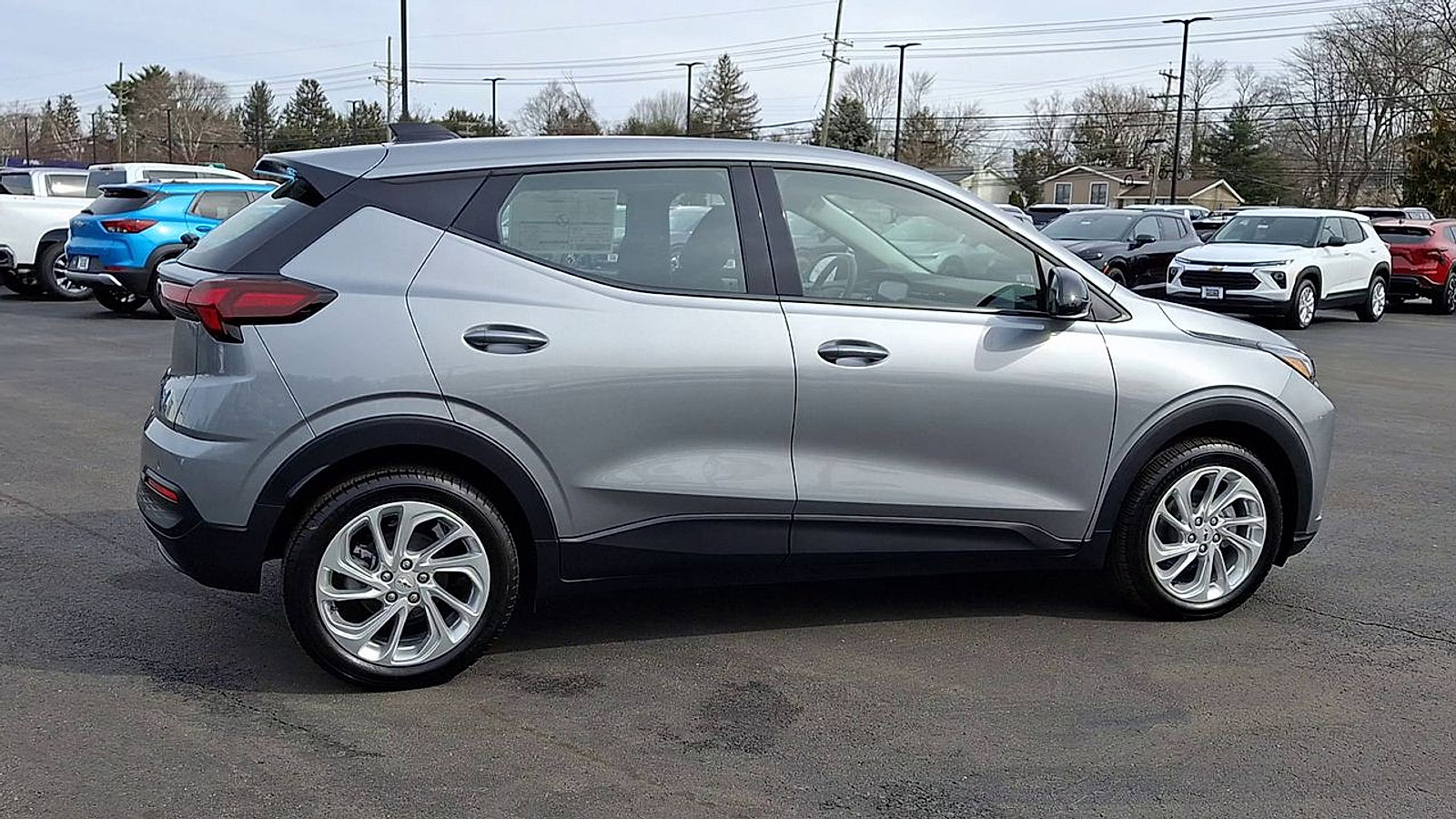 New 2027 Chevrolet Bolt LT w/ Comfort Package image 3