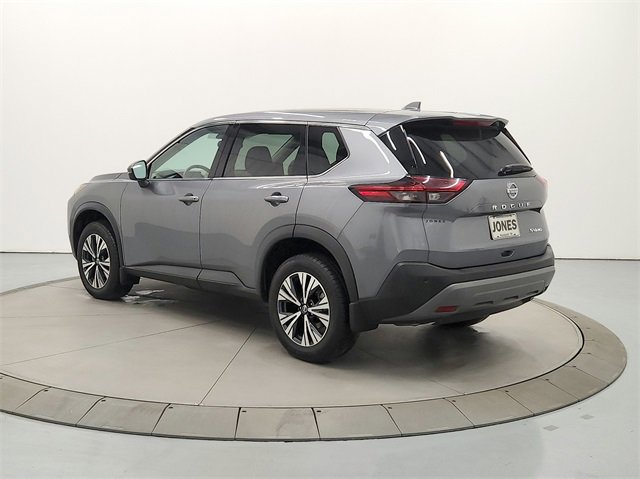 Used 2021 Nissan Rogue SV image 5