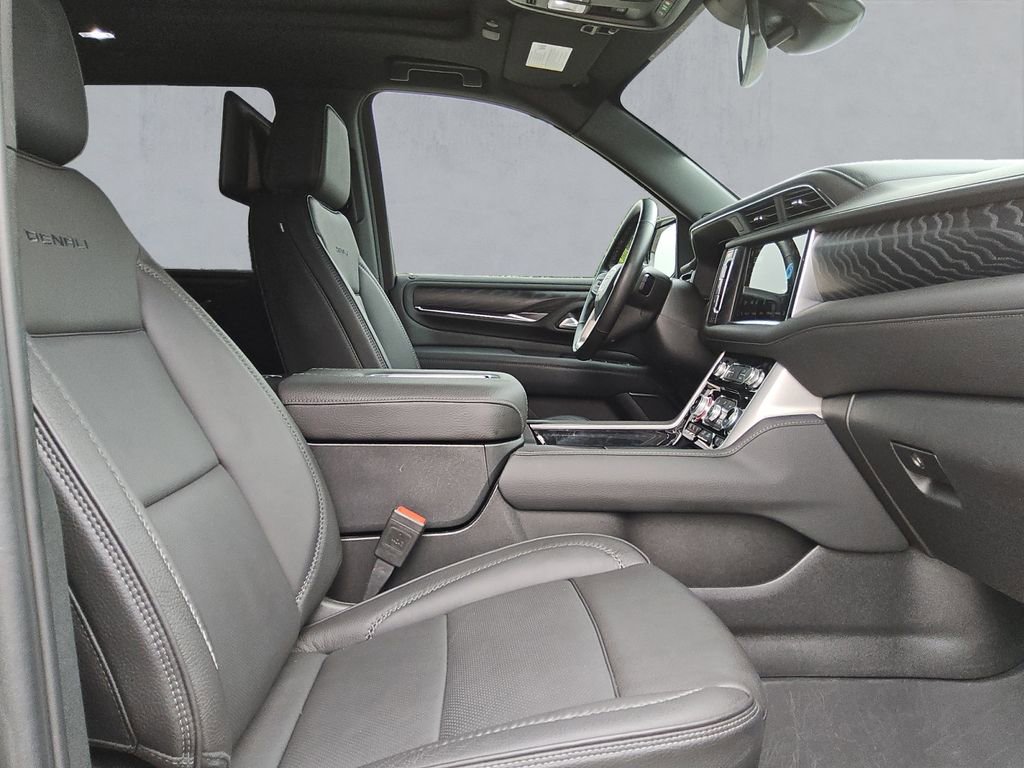 Used 2024 GMC Yukon Denali w/ Max Trailering Package RWD image 15