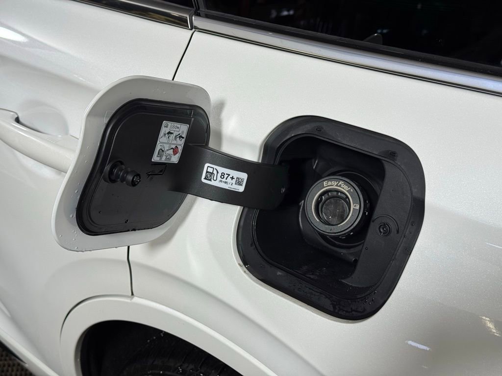 New 2025 Lincoln Corsair Grand Touring w/ Equipment Group 302A image 18