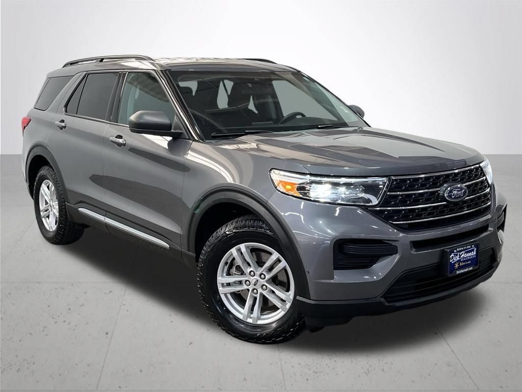Used 2022 Ford Explorer XLT AWD/4WD image 7