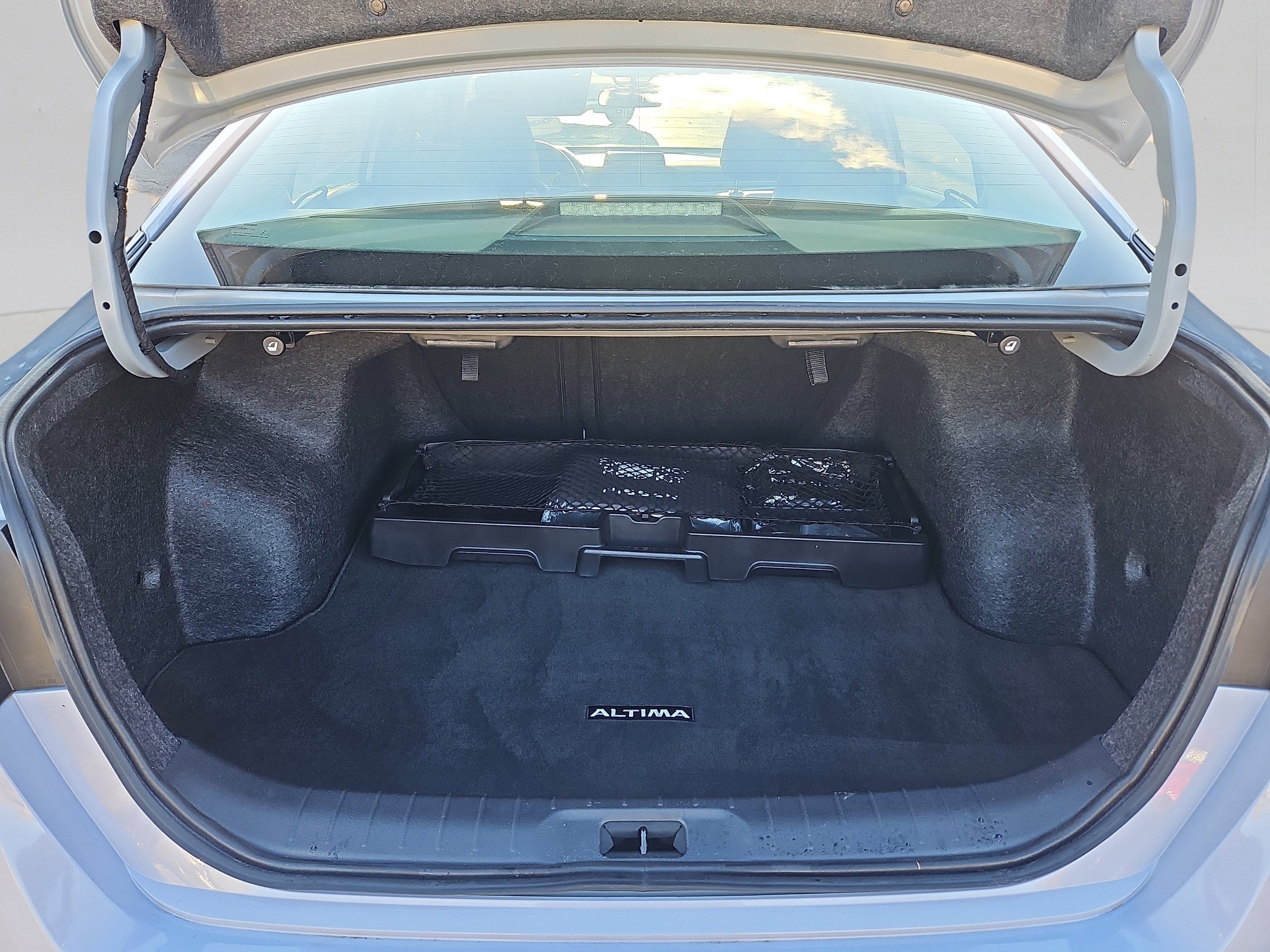 Certified 2025 Nissan Altima 2.5 SR image 26