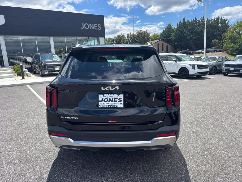 New 2026 Kia Sorento S w/ S Panoramic Sunroof Package FWD image 6
