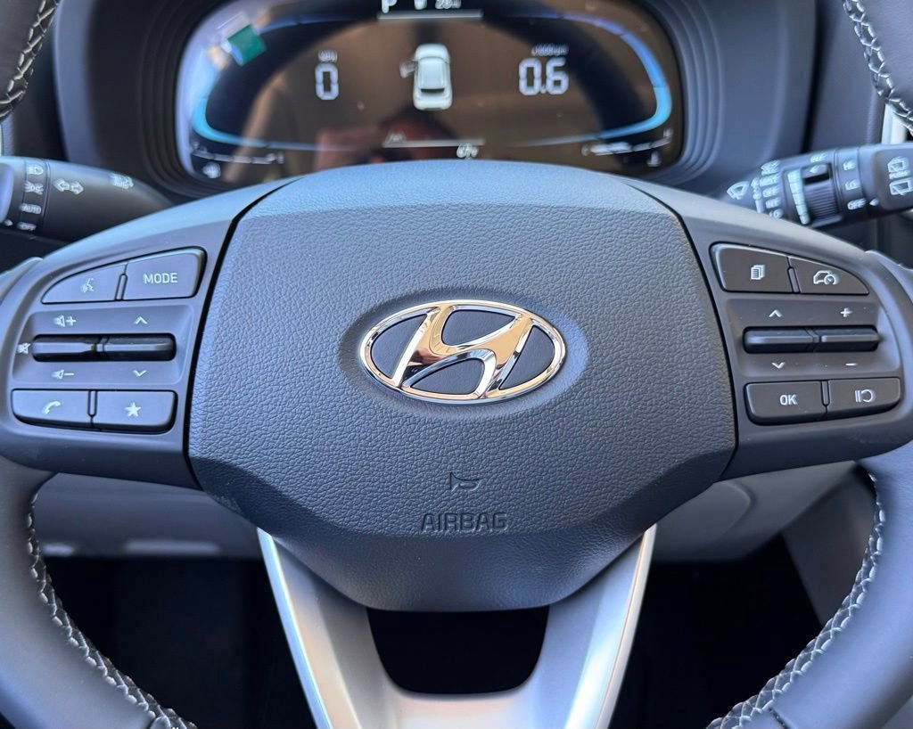 New 2026 Hyundai Venue SEL FWD image 7