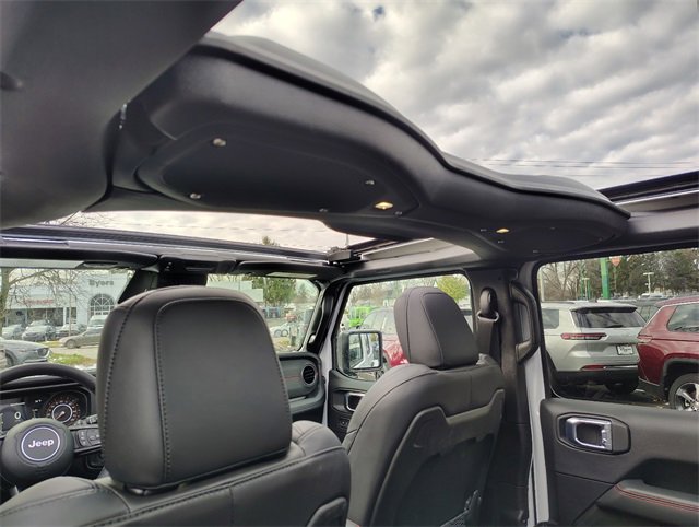 New 2026 Jeep Wrangler Unlimited Rubicon image 31