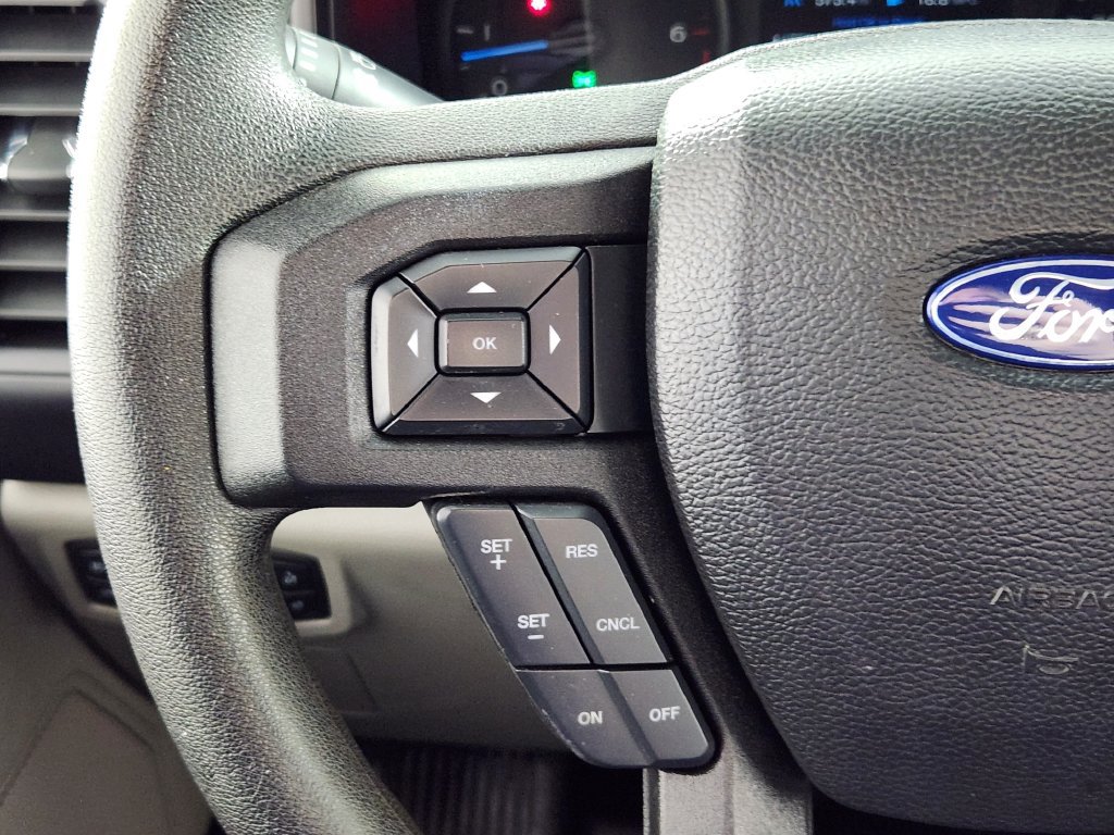 Used 2017 Ford F150 XL w/ Equipment Group 101A Mid AWD/4WD image 18