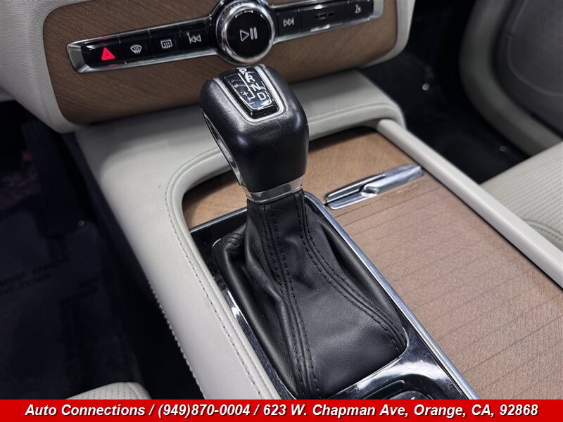 Used 2016 Volvo XC90 T6 Inscription w/ Vision Package AWD/4WD image 17