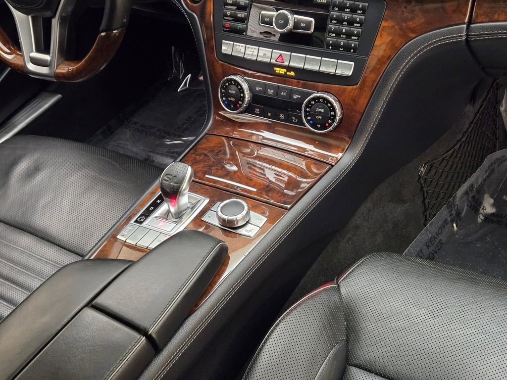 Used 2014 Mercedes-Benz SL 550 image 24